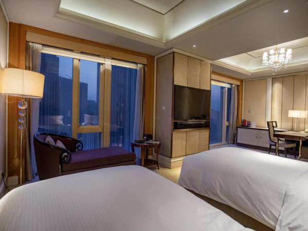 Conrad Dalian : photo 4 de la chambre chambre deluxe avec 2 lits doubles