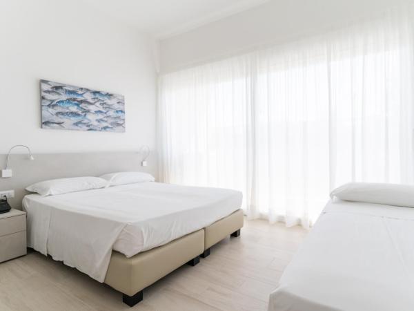 Residenza Turistica Alberghiera Blue Marine : photo 4 de la chambre appartement 2 chambres