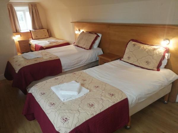 Cumberland Hotel : photo 1 de la chambre chambre triple