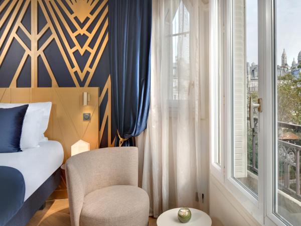 Artemisia Montmartre : photo 4 de la chambre chambre deluxe double ou lits jumeaux