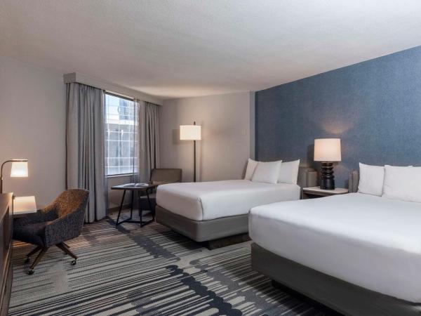 Hyatt Regency Houston Downtown : photo 3 de la chambre chambre d'angle avec 2 lits doubles 