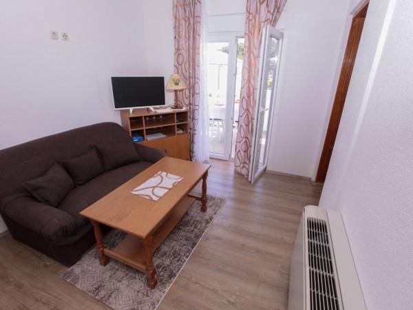 Apartments Lola : photo 4 de la chambre studio avec terrasse