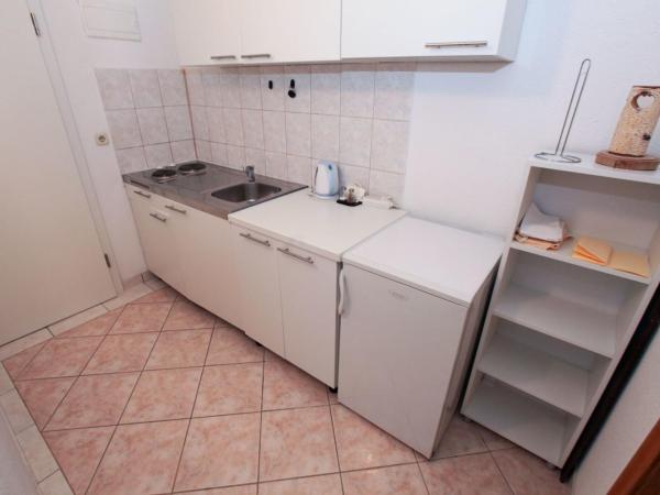 Apartments Lola : photo 3 de la chambre studio avec terrasse