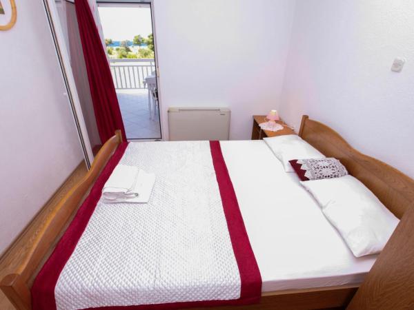 Apartments Lola : photo 5 de la chambre suite 2 chambres