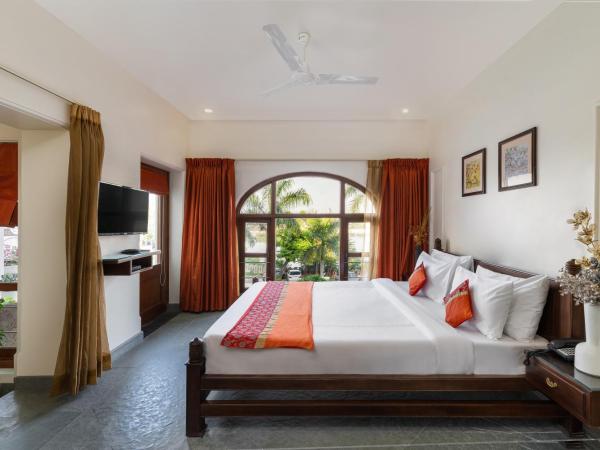 Brahma Niwas - Best Lake View Hotel in Udaipur : photo 1 de la chambre suite junior avec balcon