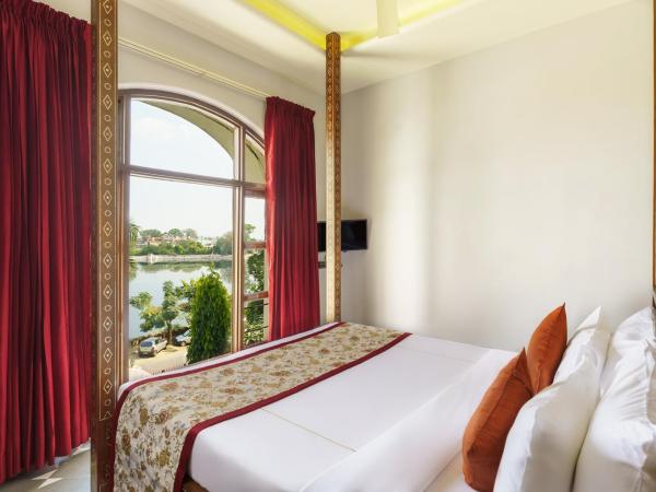 Brahma Niwas - Best Lake View Hotel in Udaipur : photo 3 de la chambre suite avec vue sur lac