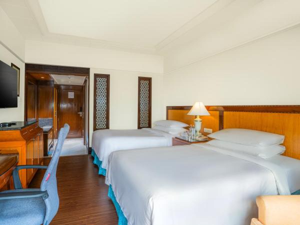 Hyderabad Marriott Hotel & Convention Centre : photo 2 de la chambre executive deluxe twin with bathtub & lounge access