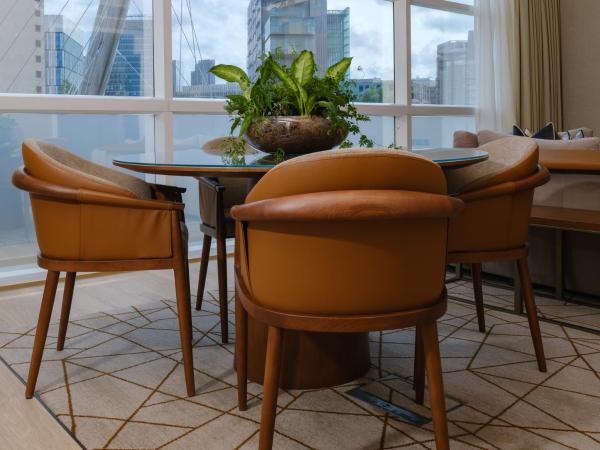 The Lowry Hotel : photo 8 de la chambre suite - vue sur rivière