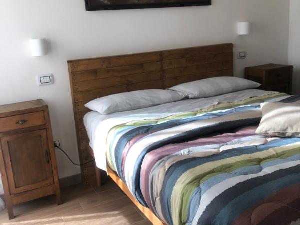 B&B Belli Dentro : photo 4 de la chambre grande chambre double avec salle de bains commune