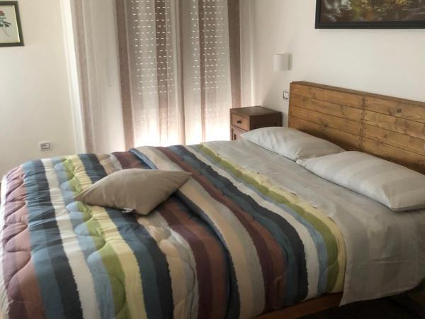 B&B Belli Dentro : photo 5 de la chambre grande chambre double avec salle de bains commune