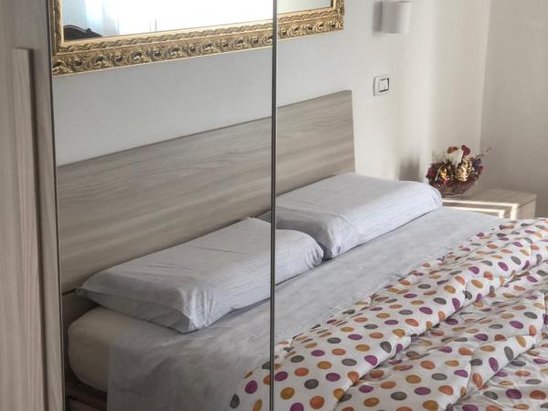 B&B Belli Dentro : photo 2 de la chambre chambre double avec salle de bains privative extérieure