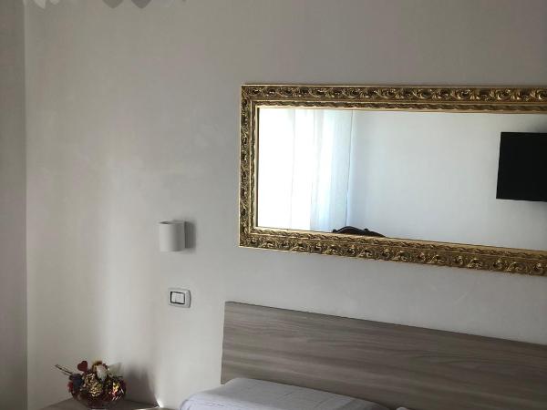 B&B Belli Dentro : photo 4 de la chambre chambre double avec salle de bains privative extérieure