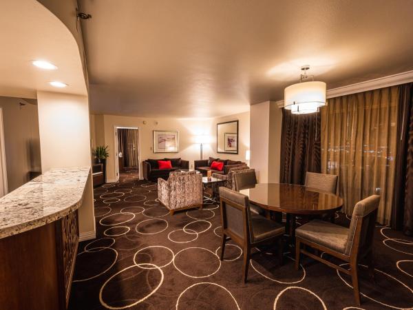 Sunset Station Hotel & Casino : photo 5 de la chambre suite 1 lit king-size 