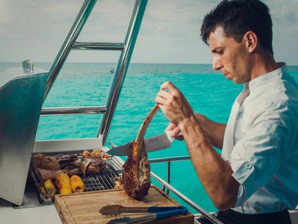 All Inclusive Luxury Yacht with Private Island : photo 3 de la chambre suite deluxe