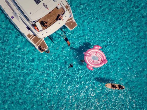 All Inclusive Luxury Yacht with Private Island : photo 10 de la chambre suite deluxe