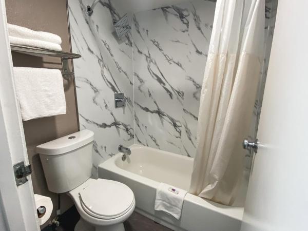 Motel 6-Sacramento, CA - North : photo 1 de la chambre chambre lit queen-size