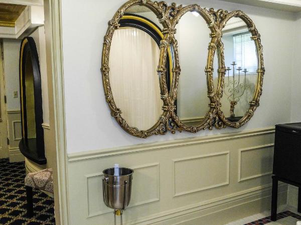 The Anniversary Inn - South Temple : photo 4 de la chambre chambre lit queen-size