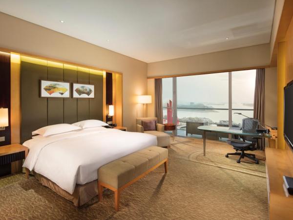 Hilton Nanjing Riverside : photo 1 de la chambre chambre lit king-size - vue sur rivière