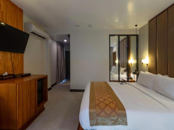 Phi Phi Holiday Resort : photo 3 de la chambre studio coucher du soleil sommet de la colline