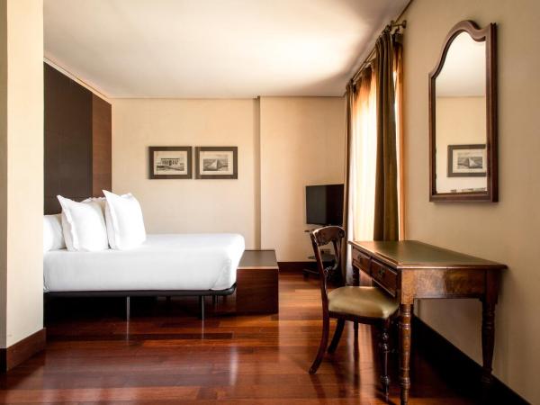 Hotel Villa Real, a member of Preferred Hotels & Resorts : photo 2 de la chambre suite avec terrasse 
