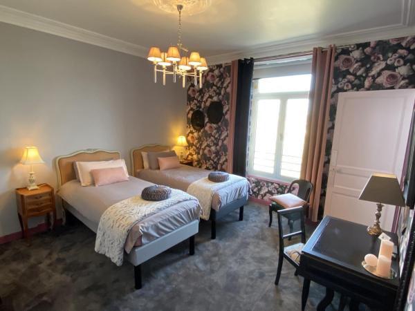 Les Lamartine-chambres d'hôtes : photo 10 de la chambre grande chambre double 