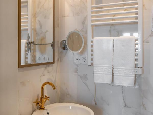 Dona Maria Hotel : photo 7 de la chambre suite deluxe - vue sur mer