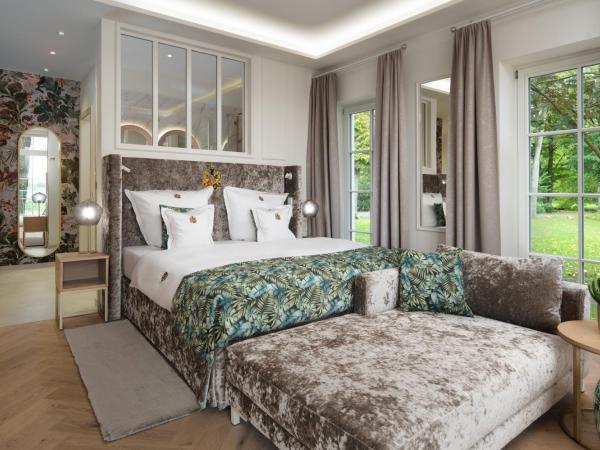 SCHLOSSRESIDENZ - Boutique Apartments & Hotel Suiten : photo 2 de la chambre grande chambre double 