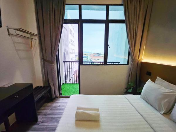 Georgetown Inn by Sky Hive : photo 2 de la chambre chambre double deluxe avec balcon