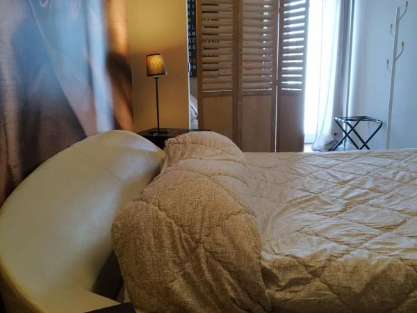 CconfortHotels R&B Cavour - SELF CHECK IN : photo 4 de la chambre suite avec terrasse 