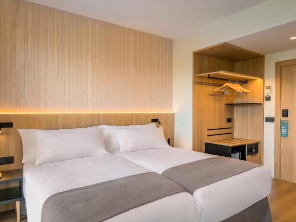 Occidental Pamplona : photo 4 de la chambre chambre double