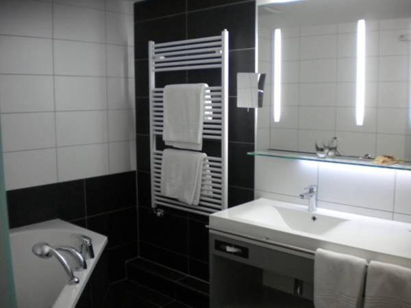 Quellenhof UNIQUE : photo 7 de la chambre suite with access to thermal bath