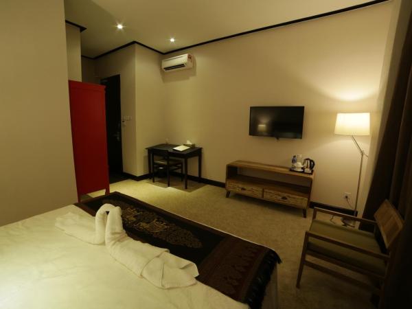 1825 Gallery Hotel : photo 3 de la chambre chambre lit king-size supérieure