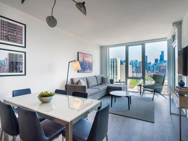 Level Chicago Old Town : photo 7 de la chambre appartement avec balcon