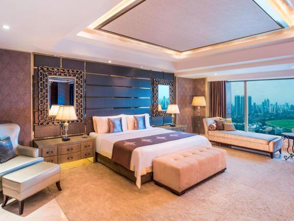 The St. Regis Mumbai : photo 1 de la chambre suite présidentielle 1 lit king-size Étage supérieur - vue sur ville