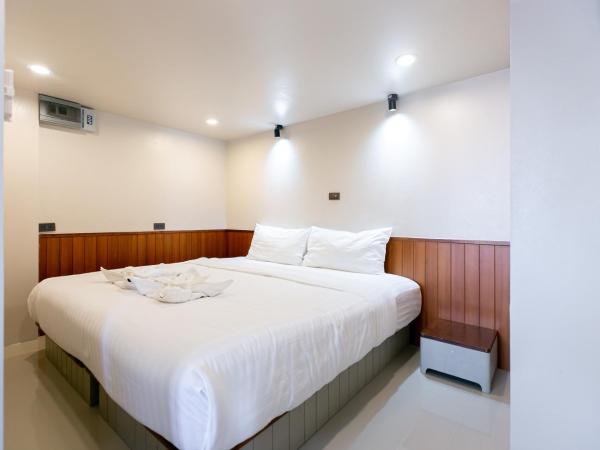 A Sleep Bangkok Sathorn : photo 5 de la chambre suite familiale deluxe