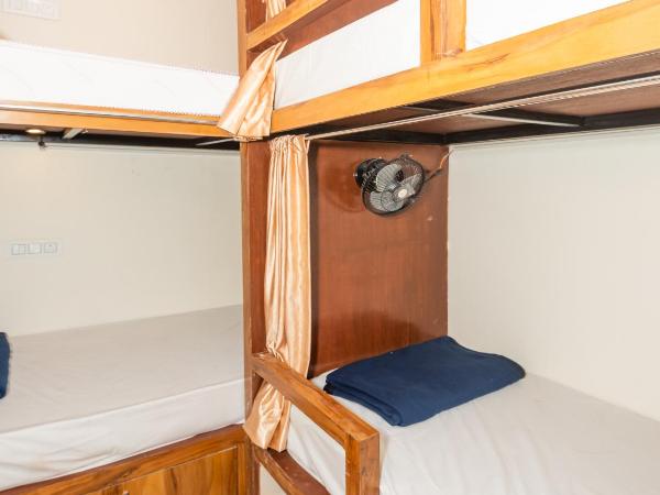 Hotel BKC Fortune : photo 2 de la chambre lit dans dortoir pour hommes