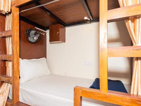 Hotel BKC Fortune : photo 4 de la chambre lit dans dortoir pour hommes