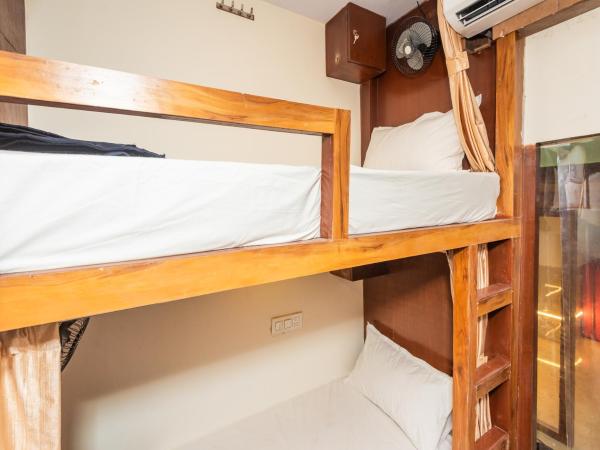 Hotel BKC Fortune : photo 5 de la chambre lit dans dortoir pour hommes