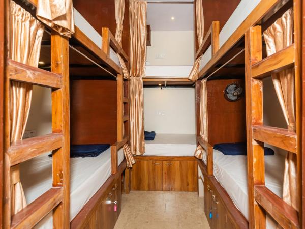 Hotel BKC Fortune : photo 8 de la chambre lit dans dortoir pour hommes