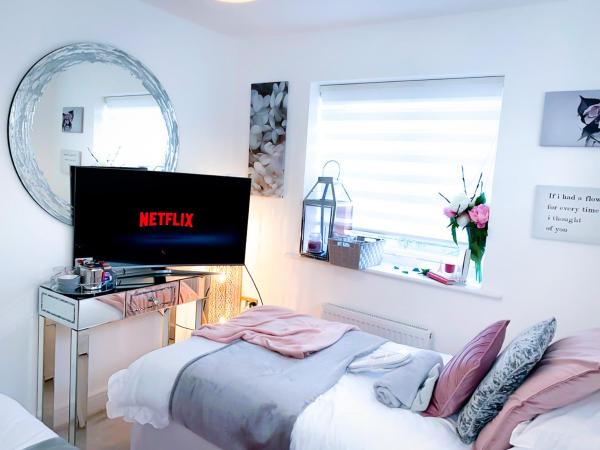 Royal Rooms at Coop Live Etihad, Sports City : photo 3 de la chambre chambre double ou lits jumeaux deluxe – vue sur jardin