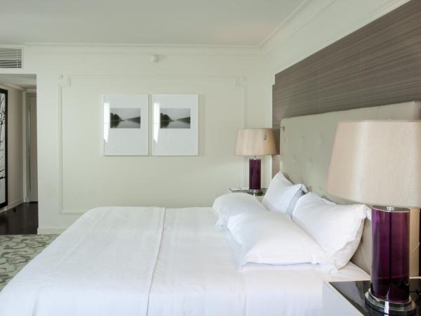 Waldorf Astoria Versailles - Trianon Palace : photo 3 de la chambre chambre lit king-size - pavillon 4 Étoiles