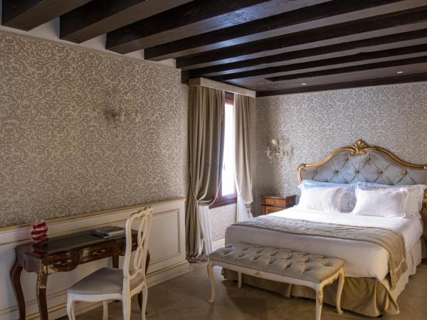 Hotel Nani Mocenigo Palace : photo 4 de la chambre chambre double ou lits jumeaux supérieure