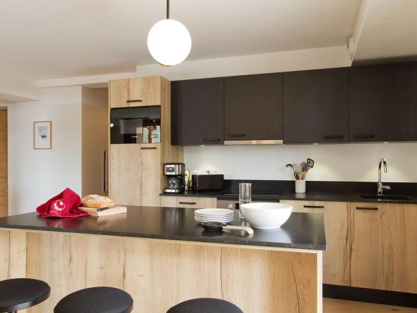 Résidence Neige et Soleil by Leavetown Vacations : photo 2 de la chambre appartement 3 chambres