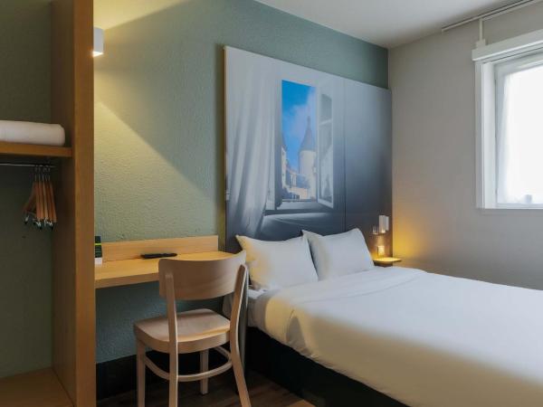 B&B HOTEL Nancy Laxou Zenith : photo 1 de la chambre chambre double - accessible aux personnes à mobilité réduite 