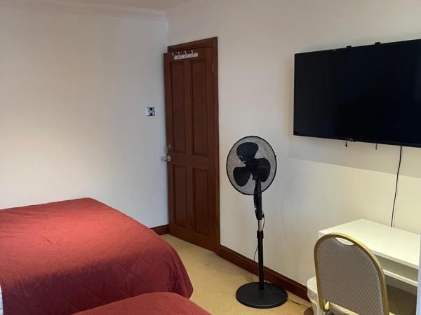 Shared house on Southmead : photo 2 de la chambre chambre deluxe double ou lits jumeaux