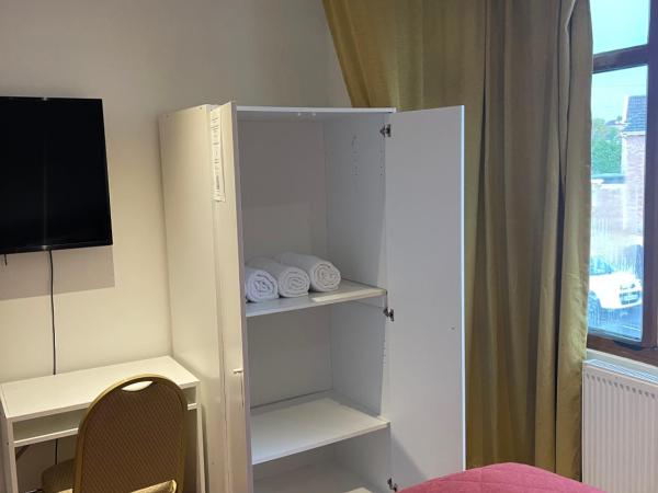 Shared house on Southmead : photo 3 de la chambre chambre deluxe double ou lits jumeaux