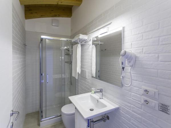 Residenza Turistica Alberghiera Blue Marine : photo 6 de la chambre appartement en duplex