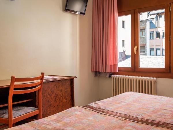 Hotel Sant Jordi by ALEGRIA : photo 6 de la chambre chambre double ou lits jumeaux