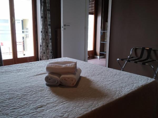 CconfortHotels R&B Dolci Emozioni - SELF CHECK IN : photo 7 de la chambre chambre double deluxe avec balcon