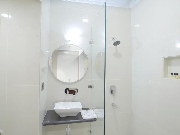 Hotel Ganga Ratan : photo 7 de la chambre grande chambre double